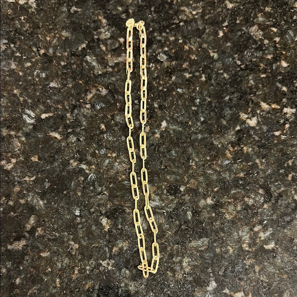 Elegant Gold Chain Necklace